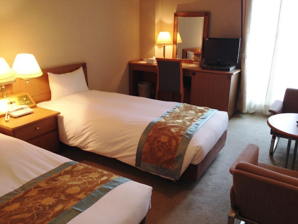Sunplaza Seasons Hotel Nagoya Exterior photo